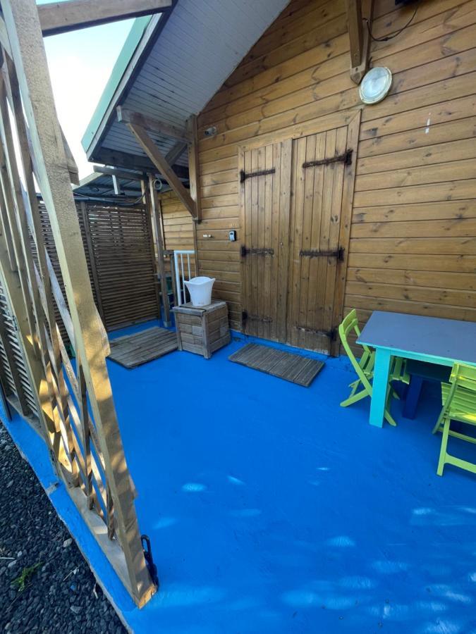 2 Bungalows Au Bord De La Plage De Montal A Moule Loues Individuellement Ou Ensemble Le Moule Kültér fotó