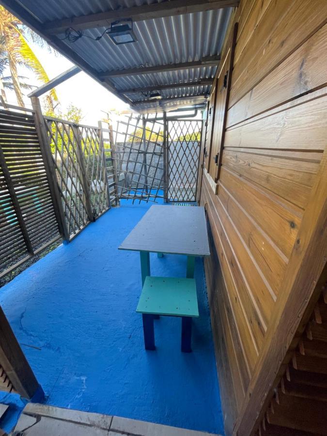 2 Bungalows Au Bord De La Plage De Montal A Moule Loues Individuellement Ou Ensemble Le Moule Kültér fotó