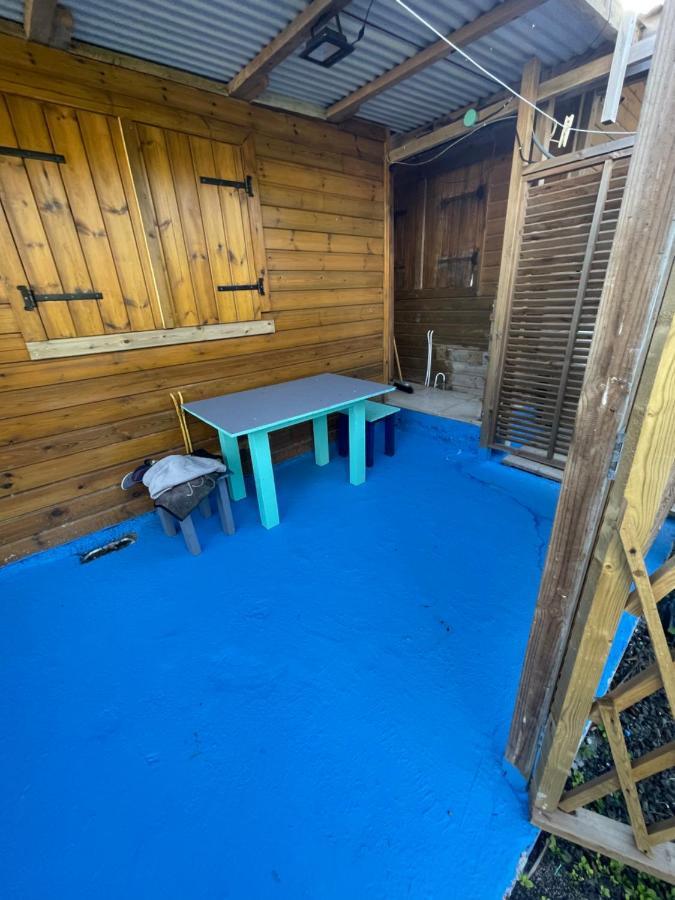 2 Bungalows Au Bord De La Plage De Montal A Moule Loues Individuellement Ou Ensemble Le Moule Kültér fotó